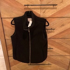 LOFT Sherpa Vest Womens Size S NWT